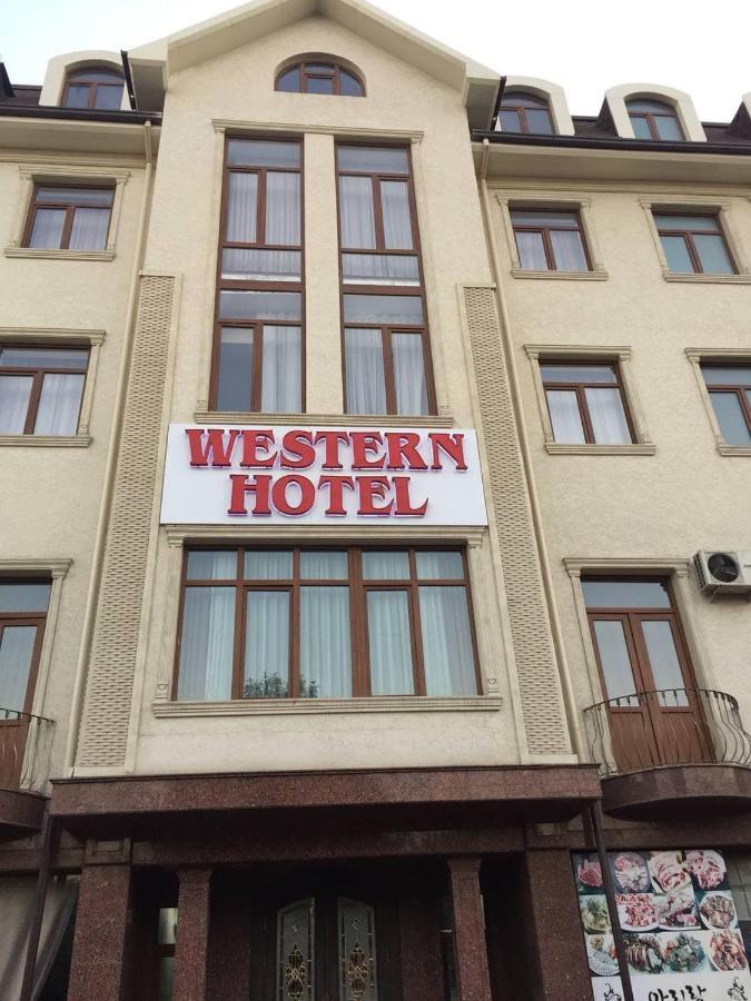 Western Suites Hotel Tashkent Exterior photo