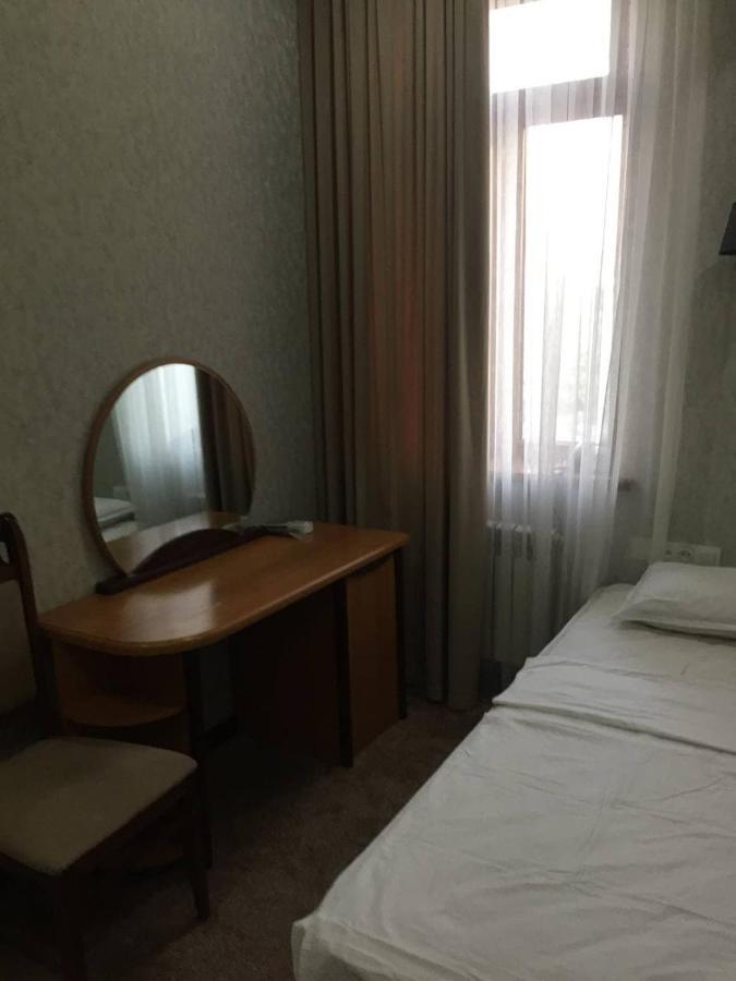 Western Suites Hotel Tashkent Exterior photo