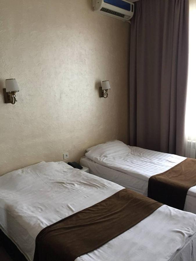 Western Suites Hotel Tashkent Exterior photo